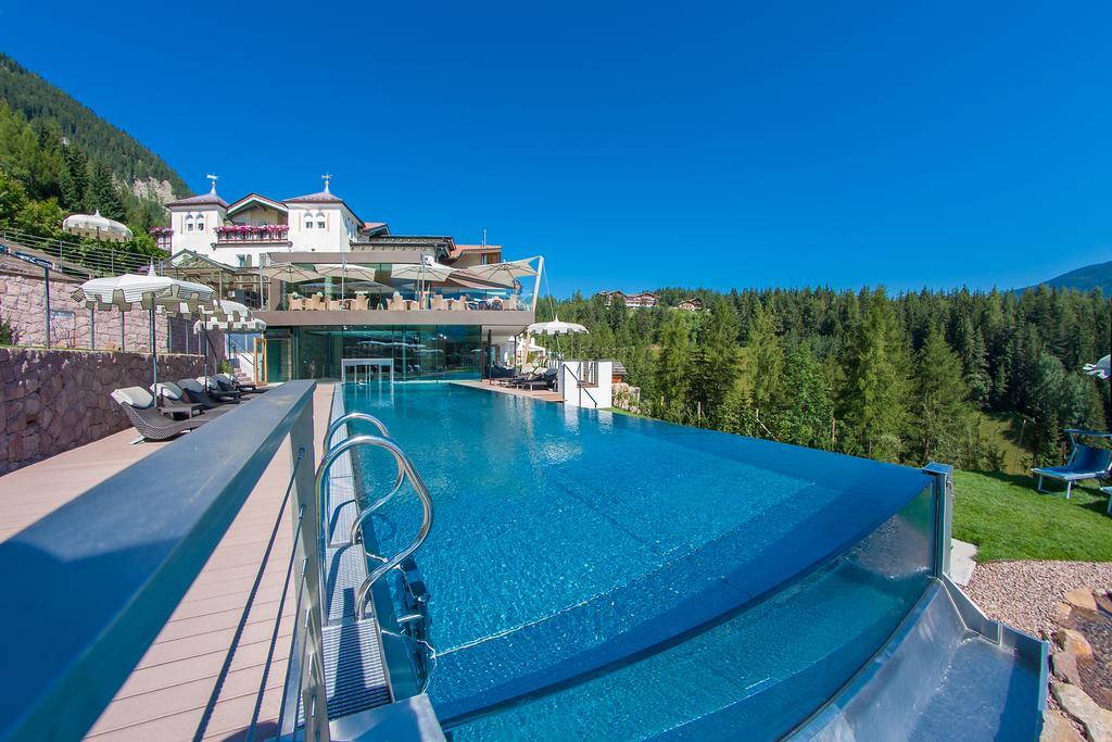 Hotel Albion Mountain Spa Resort Dolomites Ortisei Extérieur photo